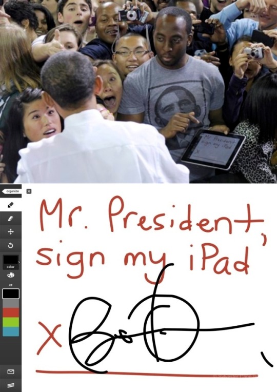 A photo of a man asking Obama to sign his iPad